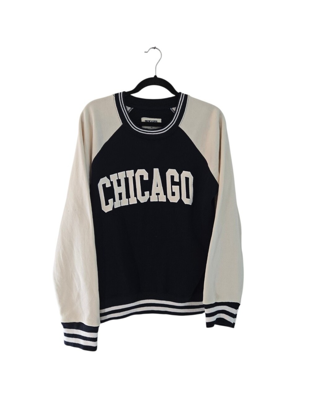 New York Popular Chicago Color Block Raglan Sweatshirt - Black & Cream Sze Med